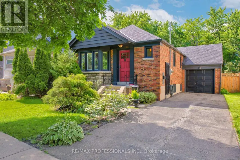 Detached at 146 GOVERNMENT ROAD, Toronto
