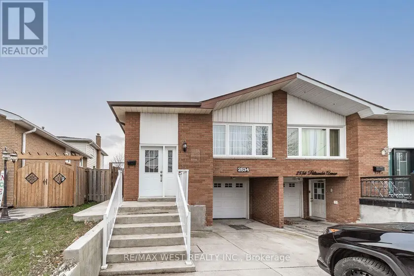 Semi-Detached/Link at 2534 PALISANDER AVENUE, Mississauga
