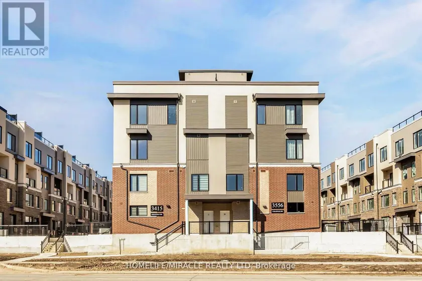 Townhouse at 16 - 3415 RIDGEWAY DRIVE, Mississauga