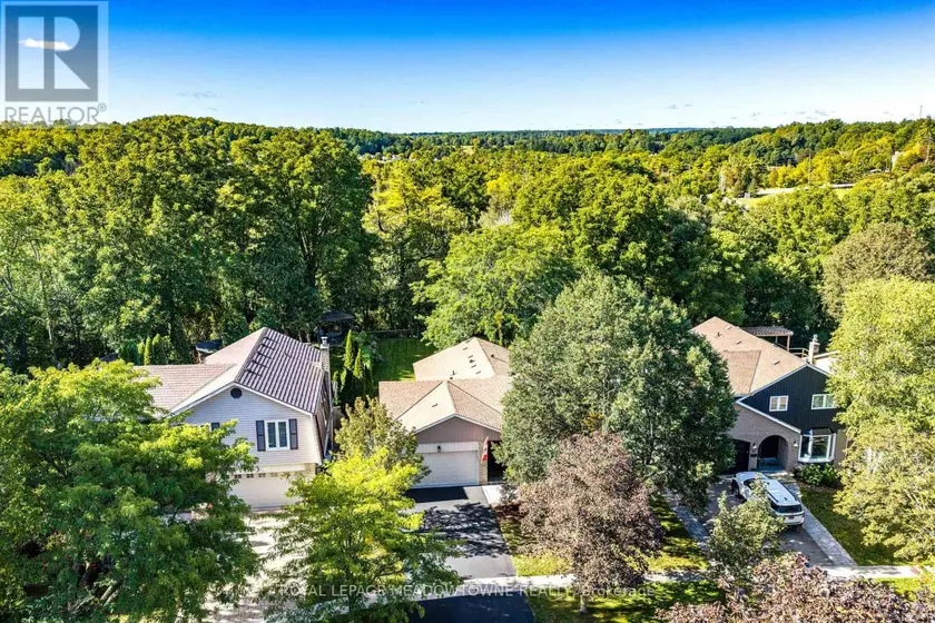 Detached at 7 TERRY COURT, Halton Hills