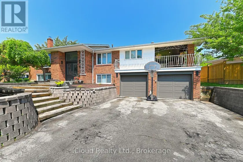 Detached at 2101 PARKWAY DRIVE, Burlington