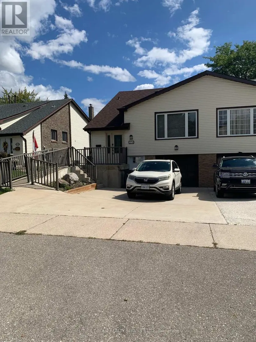 Semi-Detached/Link at 2774 BUCKLEPOST CRESCENT, Mississauga