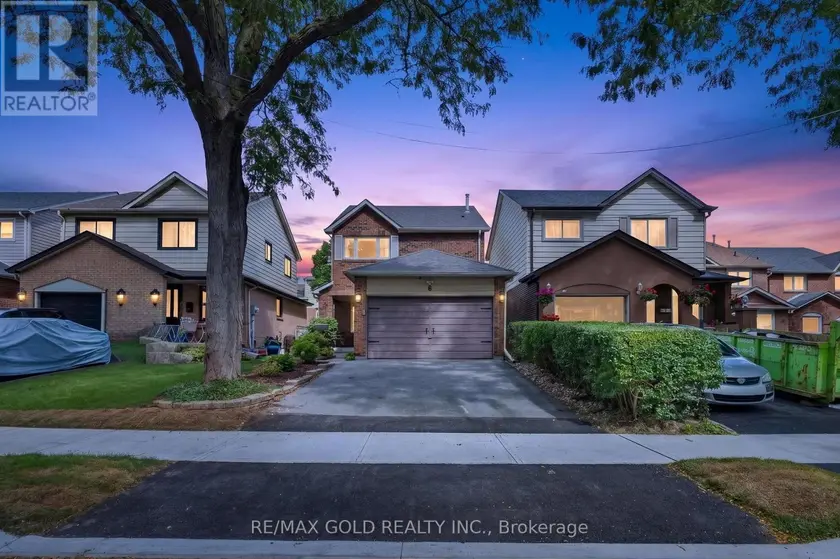 Detached at 6 ROWE COURT, Brampton