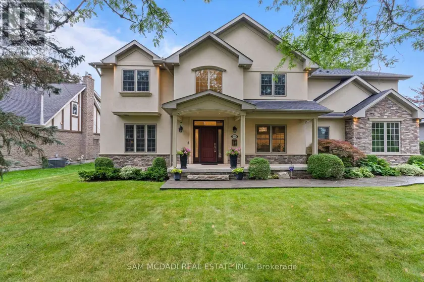 Detached at 955 CALDWELL AVENUE, Mississauga