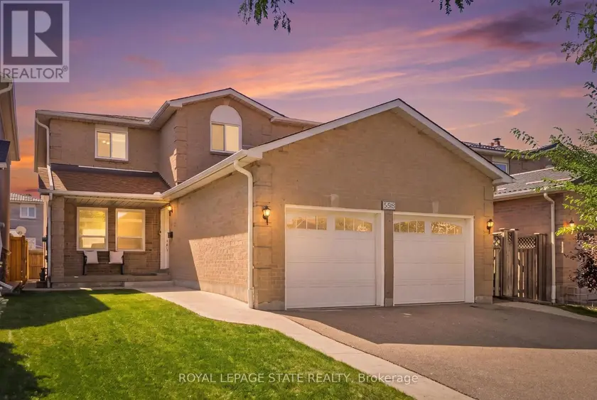 Detached at 5592 MILLBROOK LANE, Mississauga