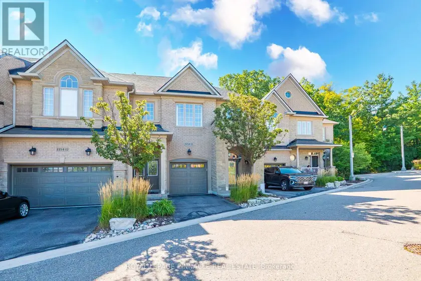Townhouse at 13 - 2254 ROCKINGHAM DRIVE, Oakville