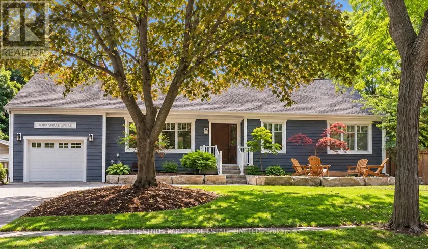 Detached at 4380 SPRUCE AVENUE, Burlington