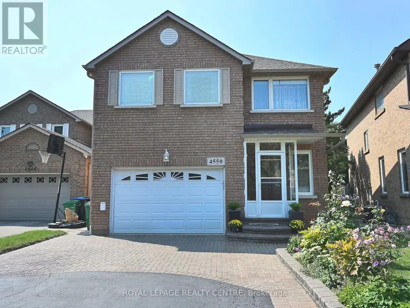 Detached at 4550 KETTLEBY COURT, Mississauga