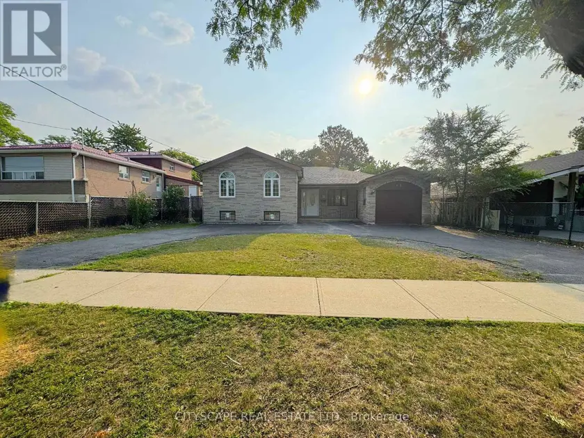 Detached at 61 BLOOMINGTON CRESCENT, Toronto