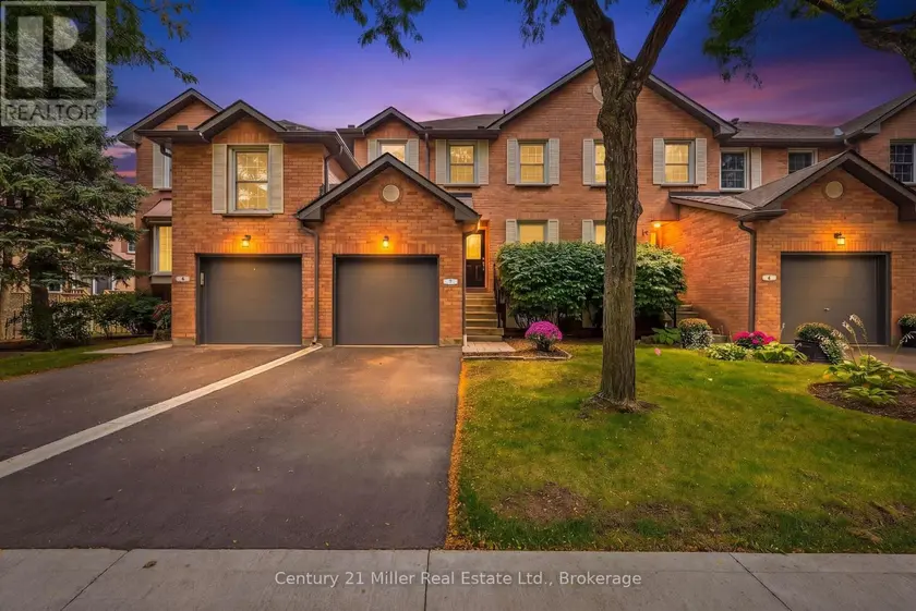 Townhouse at 7 - 2935 HEADON FOREST DRIVE, Burlington