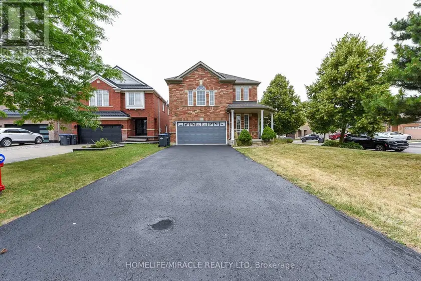 Detached at 25 BLACKCHERRY LANE, Brampton