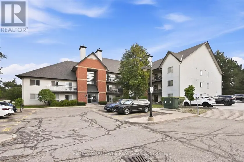 Apartment at 1121 - 1450 GLEN ABBEY GATE, Oakville