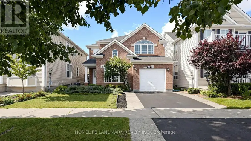 Detached at 639 BENNETT BOULEVARD, Milton