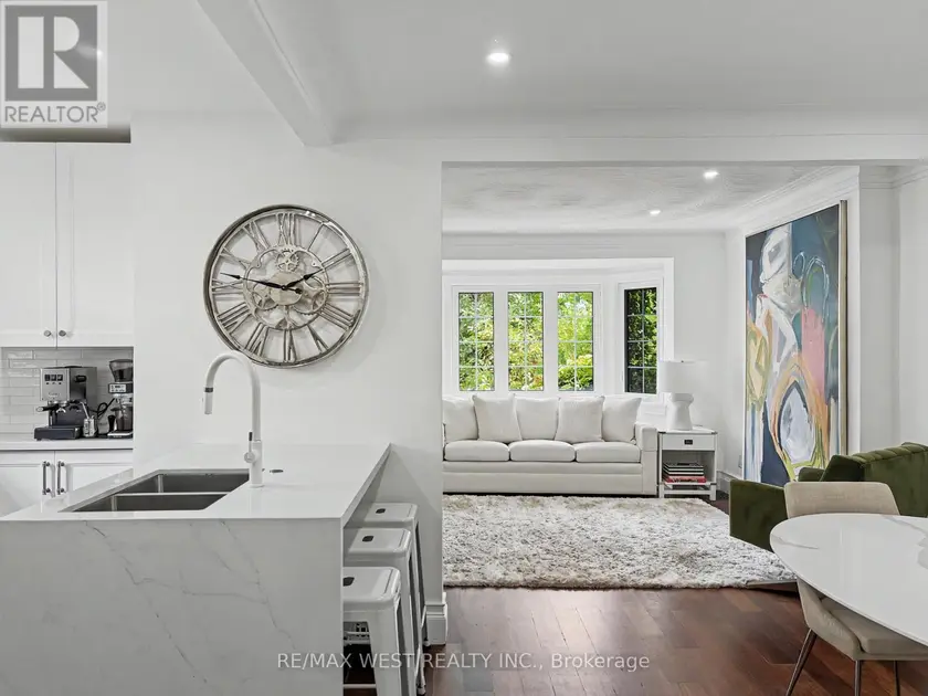 Detached at 12 BRENTWOOD ROAD S, Toronto