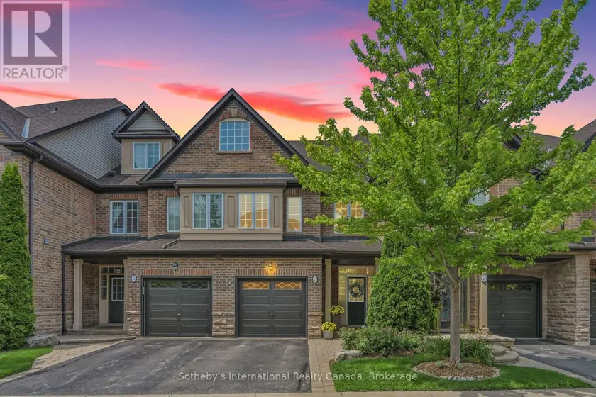 Townhouse at 41 - 300 RAVINEVIEW WAY, Oakville