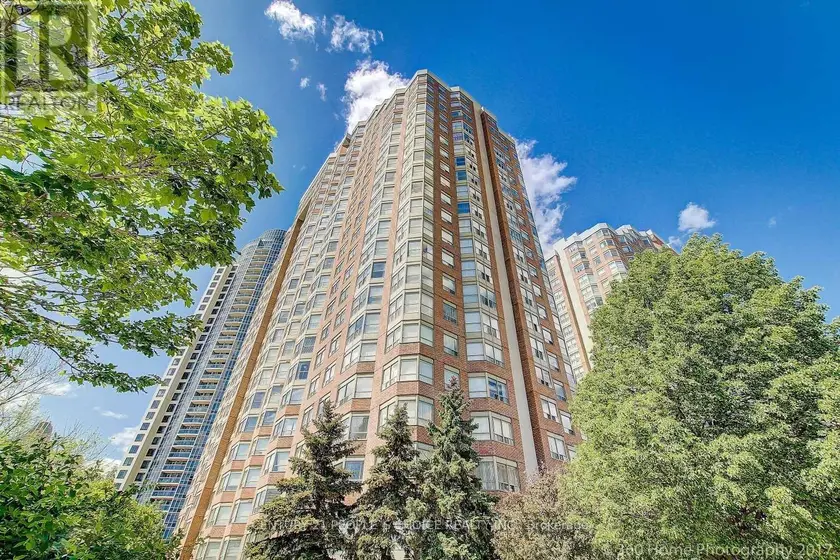 Apartment at 1601 - 335 WEBB DRIVE, Mississauga