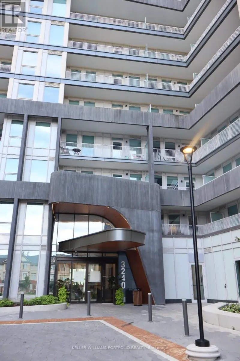 Apartment at 1105 - 3240 WILLIAM COLTSON AVENUE, Oakville