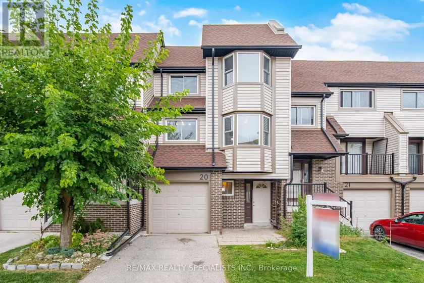 Townhouse at 20 - 6780 FORMENTERA AVENUE, Mississauga