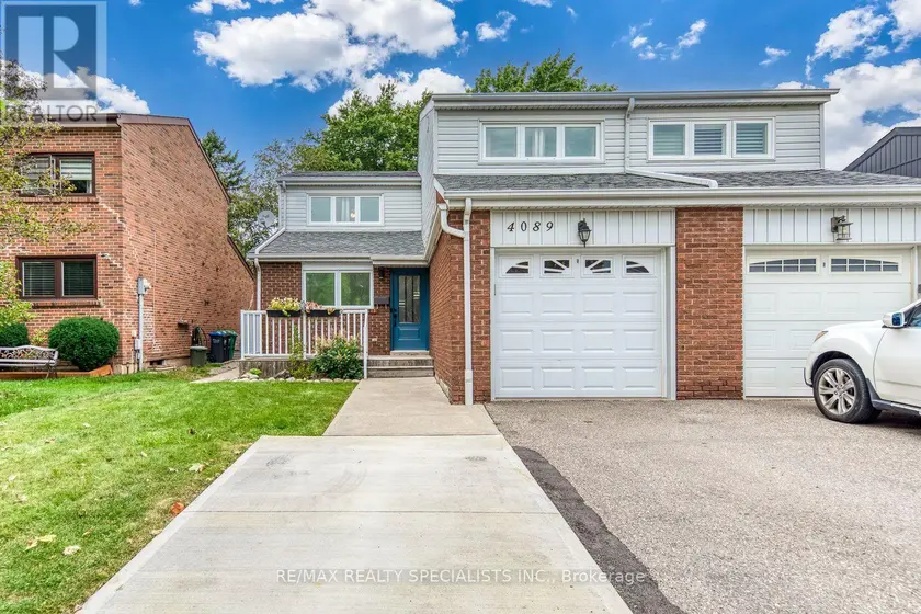 Semi-Detached/Link at 4089 BARBICAN DRIVE, Mississauga