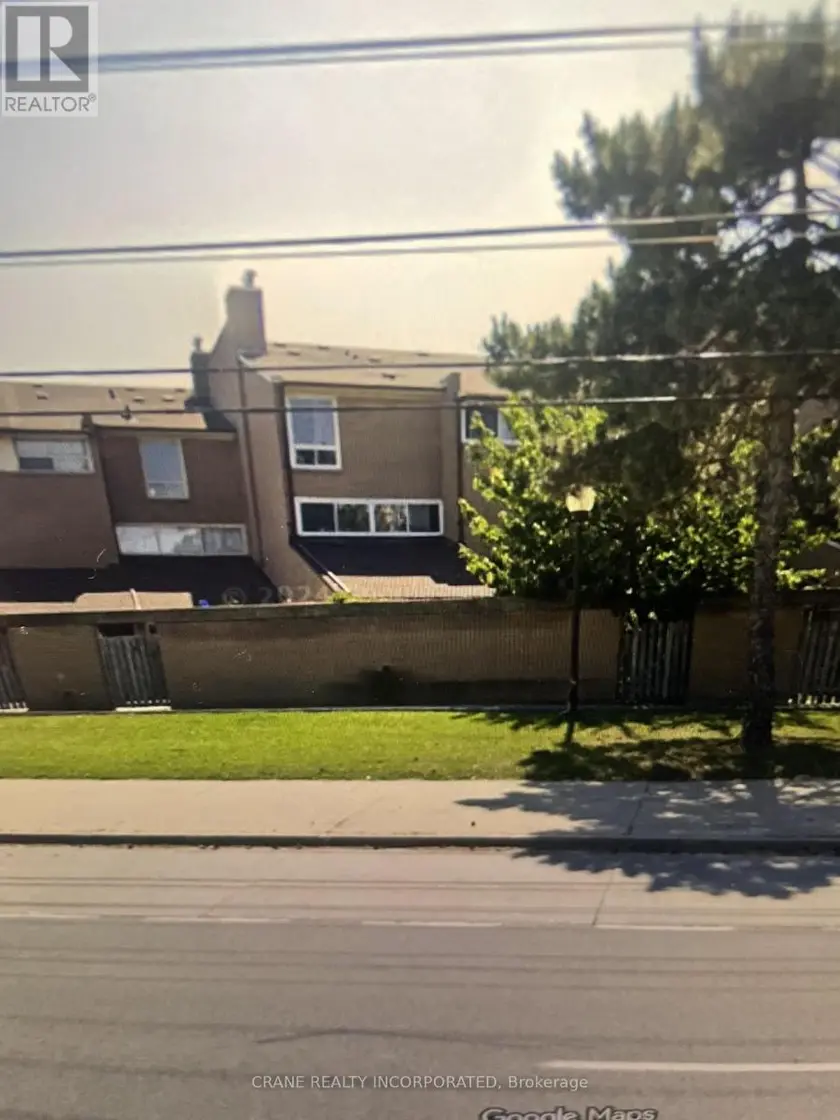 Townhouse at 119 - 256 JOHN GARLAND BOULEVARD, Toronto