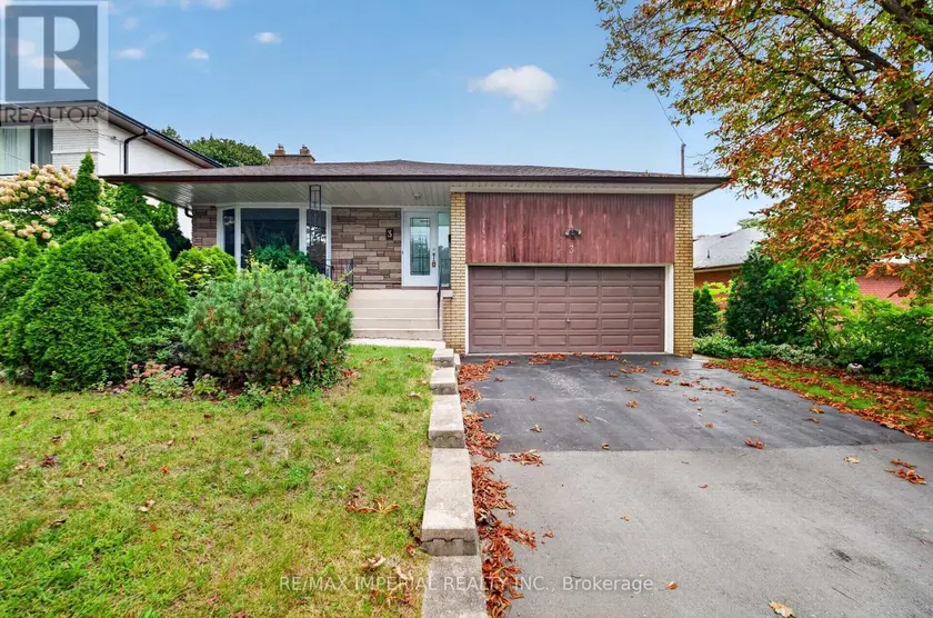 Detached at 3 MINSTREL DRIVE, Toronto