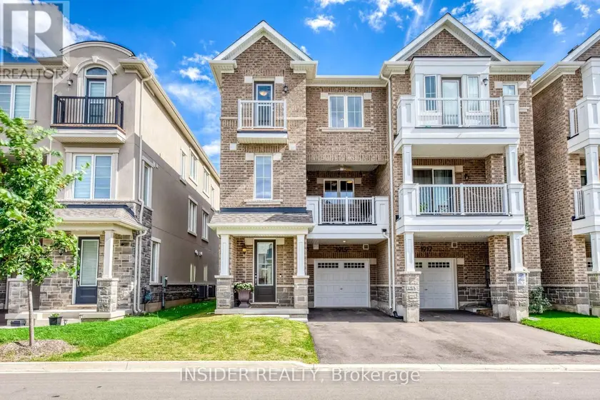 Townhouse at 1915 THAMES CIRCLE, Milton