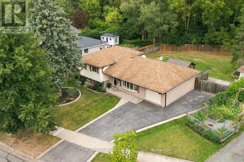 Detached at 325 ERINDALE DRIVE, Burlington