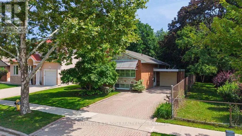 Detached at 109 WINCOTT DRIVE, Toronto