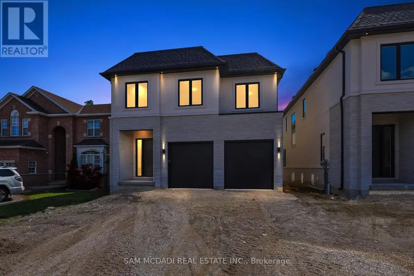Detached at 2350 EIGHTH LINE, Oakville