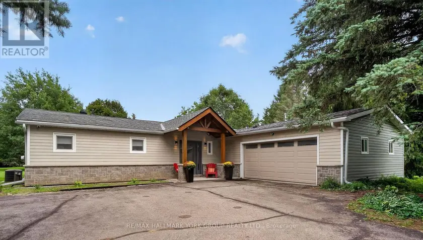 Detached at 21 BIRCHVIEW DRIVE, Caledon