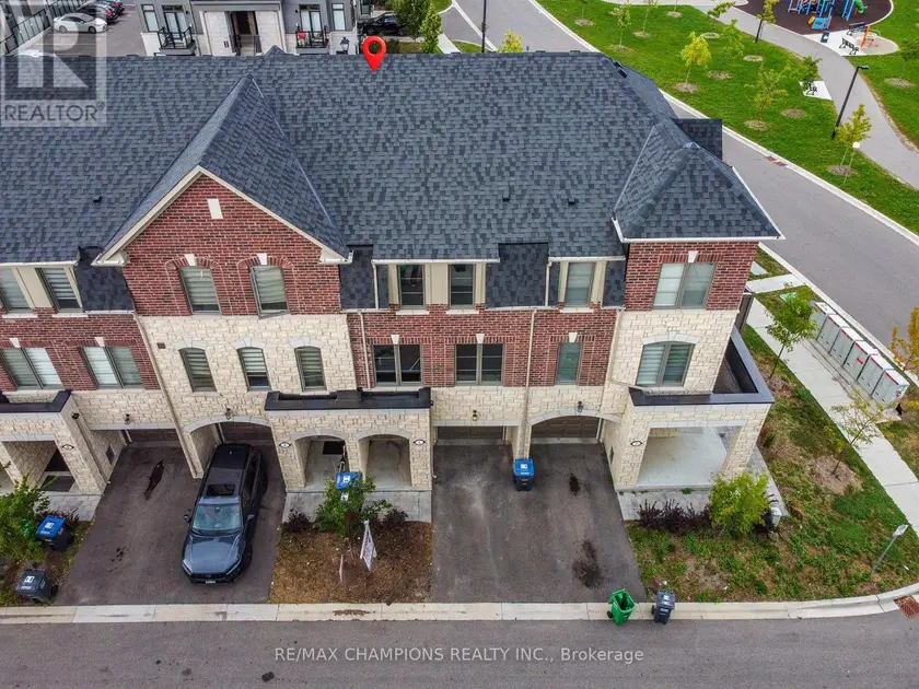 Townhouse at 4 ARCOLA STREET, Brampton