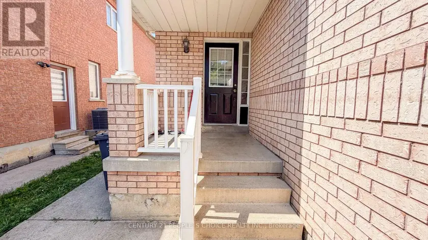 Semi-Detached/Link at 20 BELINDA DRIVE, Brampton