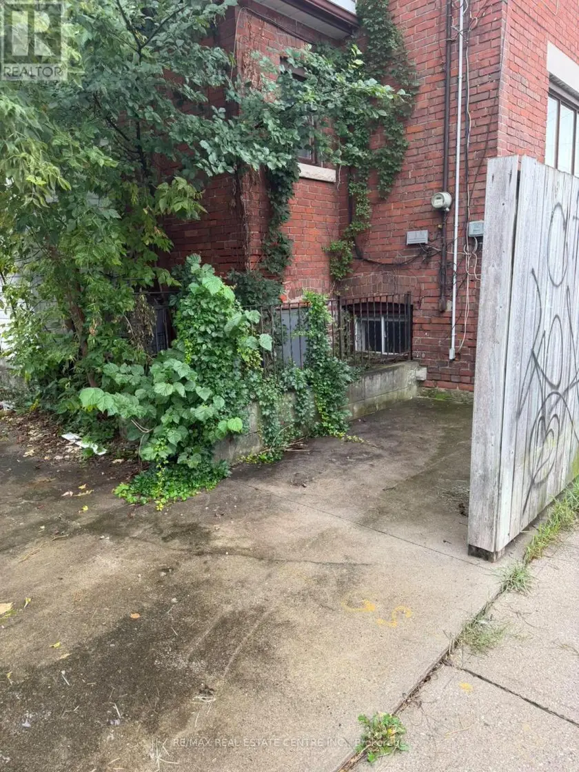 Detached at 221 WESTMORELAND AVENUE, Toronto