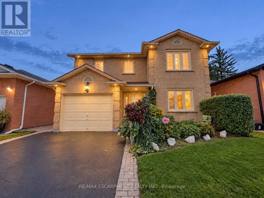 Detached at 1236 THORPE ROAD, Burlington
