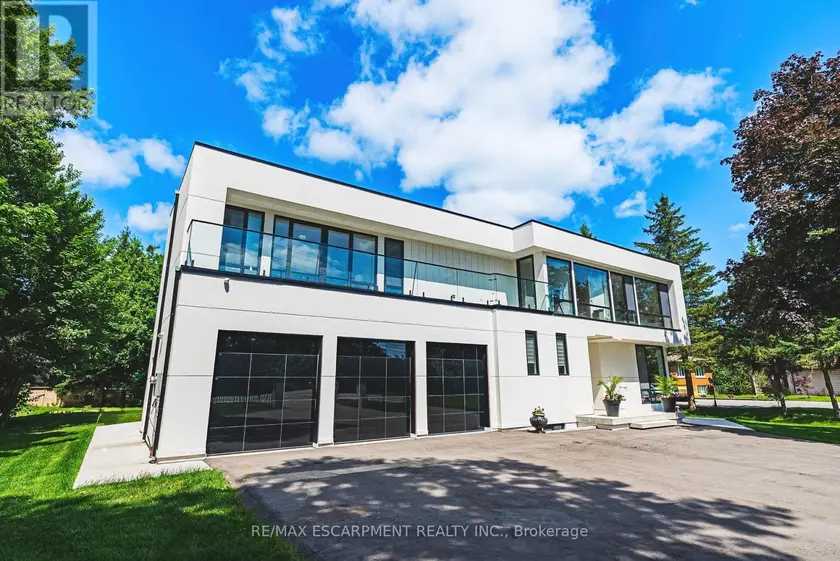 Detached at 4511 GUELPH LINE, Burlington
