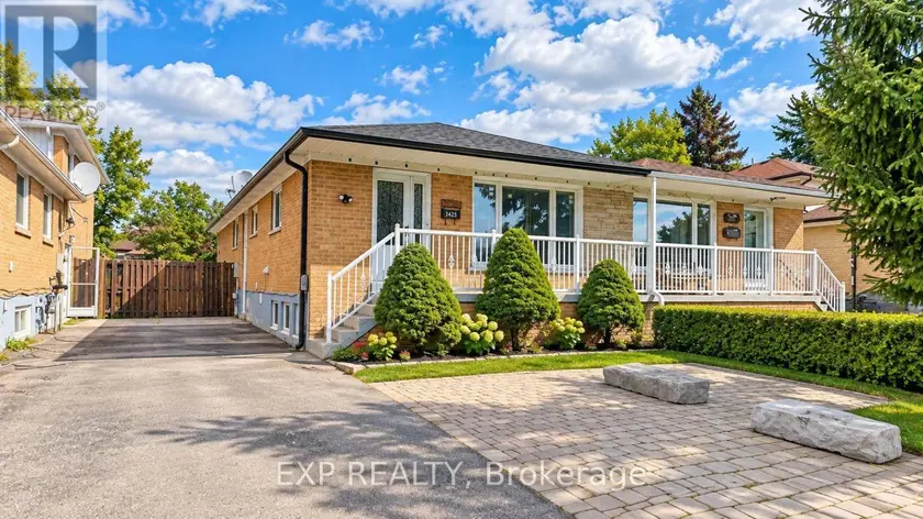 Semi-Detached/Link at 3425 LADDIE CRESCENT, Mississauga
