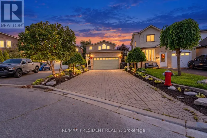 Detached at 9 ASTER COURT, Brampton