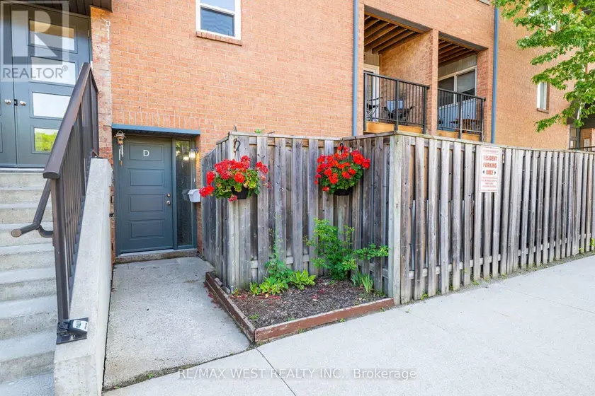 Townhouse at 3D - 2866 BATTLEFORD ROAD, Mississauga