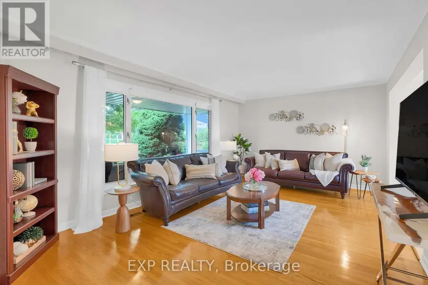 Detached at 182 DERRYDOWN ROAD, Toronto