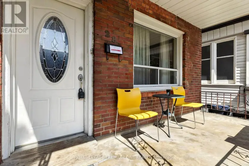 Detached at 28 GARDEN AVENUE, Toronto