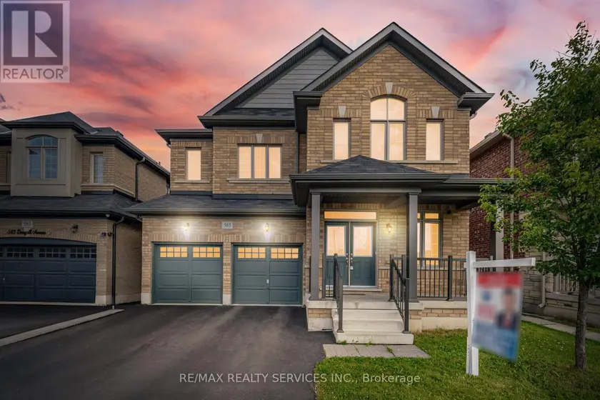 Detached at 585 DOUGALL AVENUE, Caledon