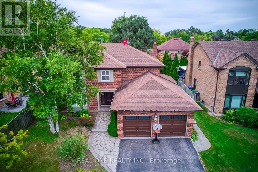 Detached at 3944 GLAMIS COURT, Mississauga