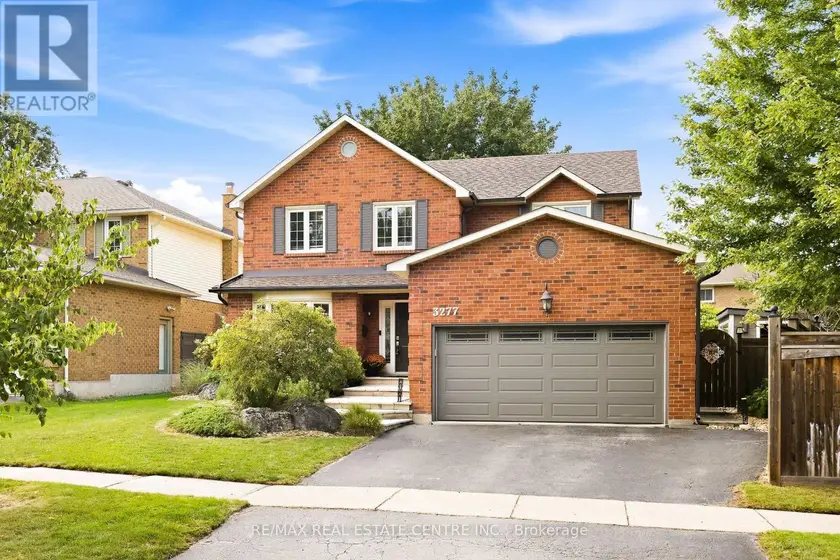 Detached at 3277 WOODSIDE AVENUE, Burlington