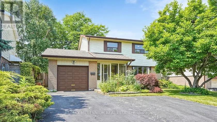 Detached at 61 CENTRE STREET S, Brampton
