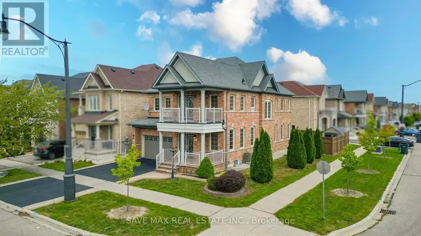 Detached at 7 EGERTON STREET, Brampton