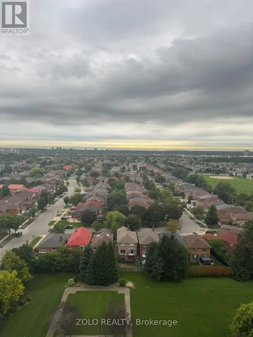 Apartment at 550 WEBB DRIVE, Mississauga