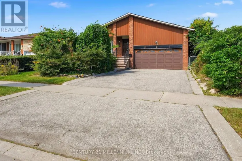 Detached at 16 JARDINE STREET, Brampton