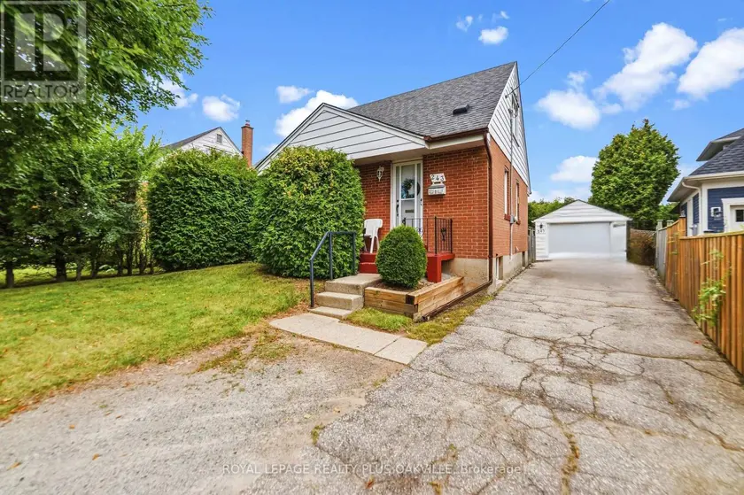 Detached at 243 JENNINGS CRESCENT, Oakville