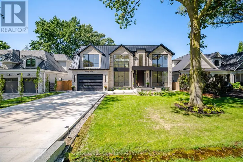 Detached at 1071 SCOTT AVENUE N, Oakville