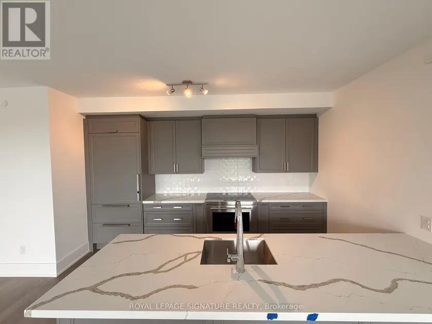 Apartment at 321 - 2452 BLOOR STREET W, Toronto